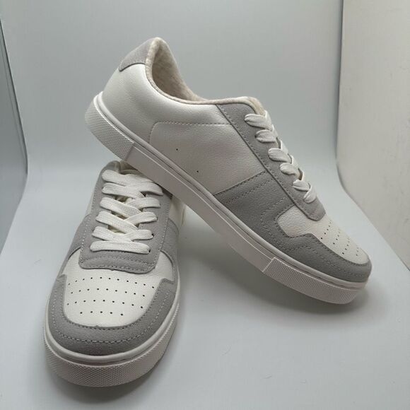 CUSHIONAIRE Women's lace up Sneaker +Comfort Foam 7.5 WIDE WHITE/GRAY - Picture 6 of 7